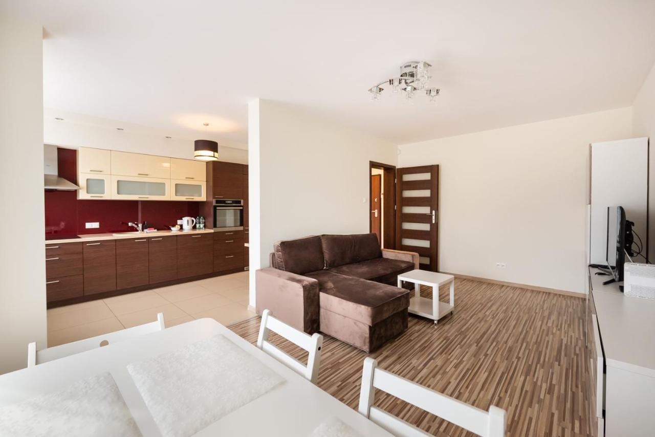 Metro Kondratowicza Spacious Apartment Warsaw Luaran gambar