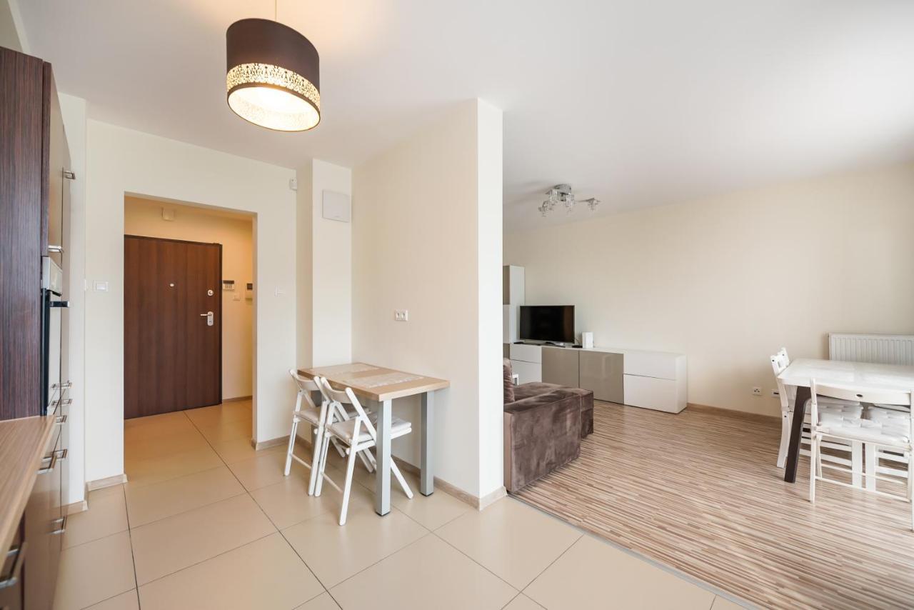 Metro Kondratowicza Spacious Apartment Warsaw Luaran gambar