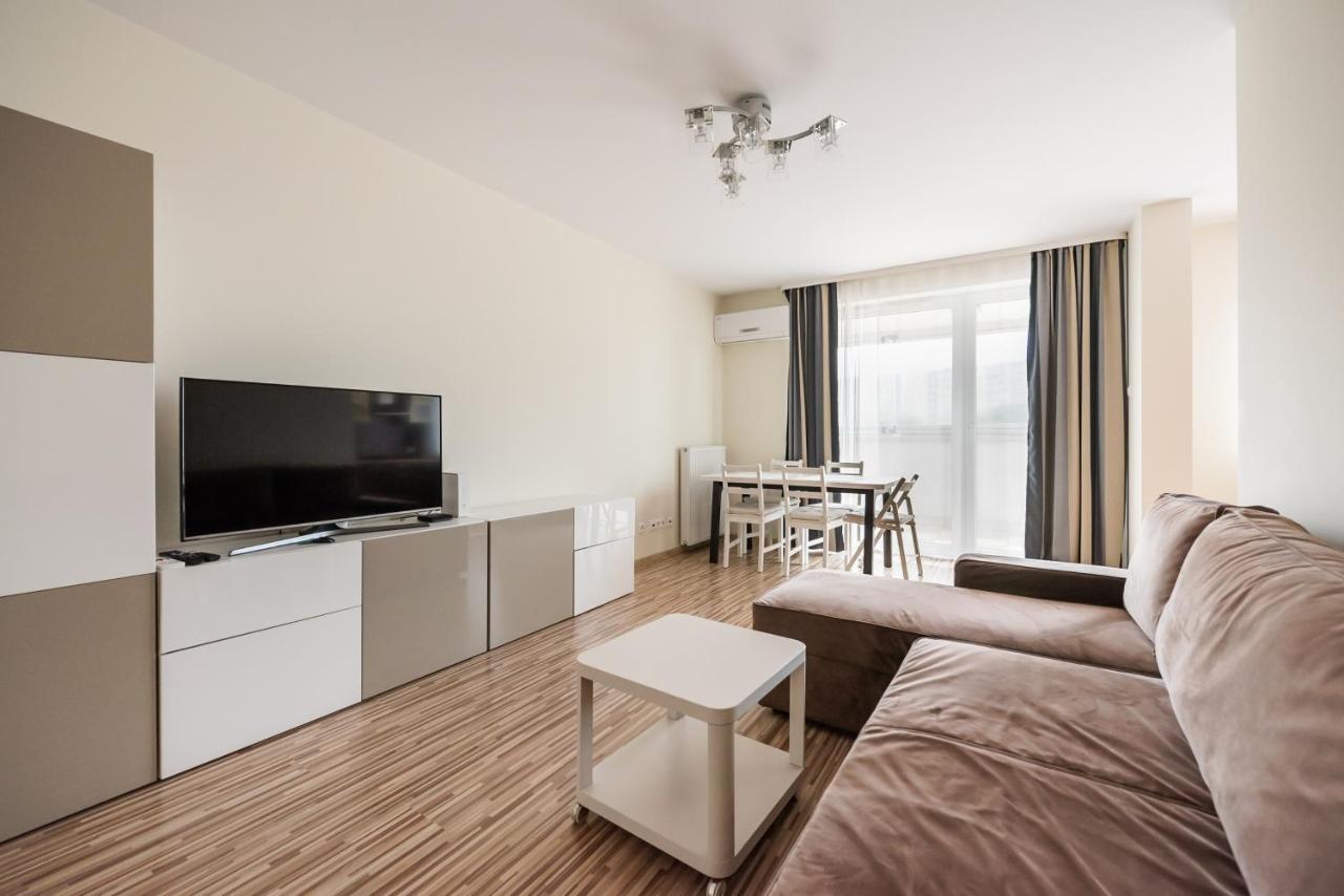 Metro Kondratowicza Spacious Apartment Warsaw Luaran gambar